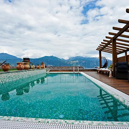 Ferienhaus Sleeps 11 Pool Air Con