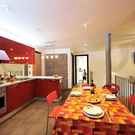 Sleeps 11 Pool Air Con Ferienhaus Menaggio